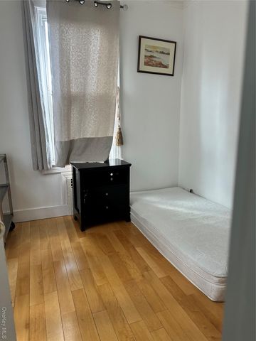 77-02 164th Street, Fresh Meadows, NY 11366