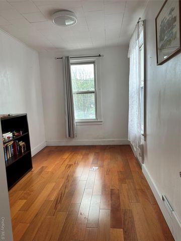 77-02 164th Street, Fresh Meadows, NY 11366