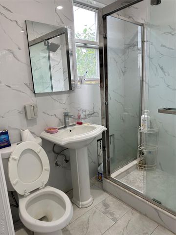 77-02 164th Street, Fresh Meadows, NY 11366