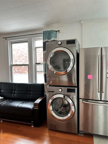 77-02 164th Street, Fresh Meadows, NY 11366