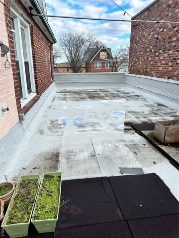 77-02 164th Street, Fresh Meadows, NY 11366