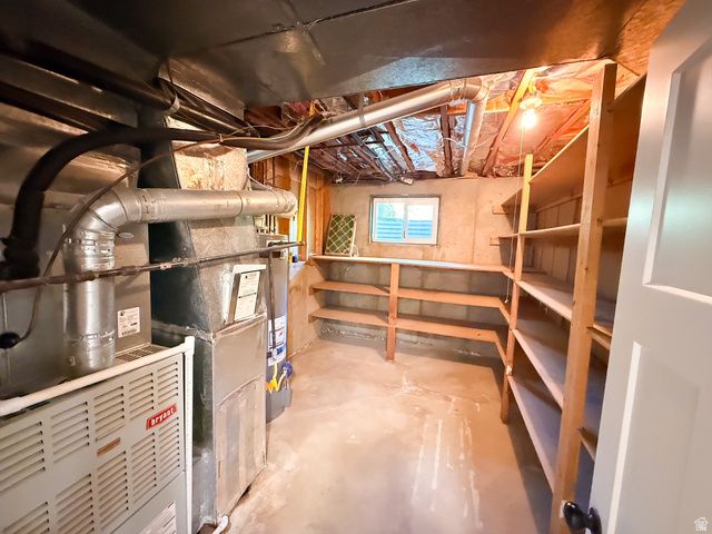 1114 W 4650 S, Riverdale, UT 84405