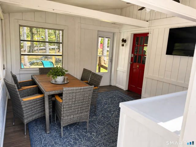 19 West Shore Drive, Clinton, CT 06413