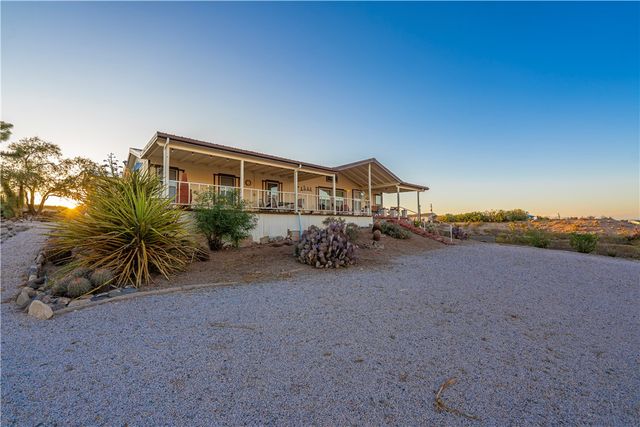 875 E Kanab Lane, Meadview, AZ 86444
