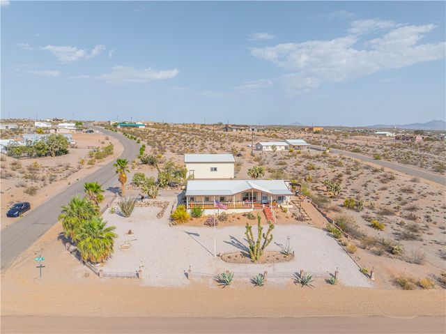 875 E Kanab Lane, Meadview, AZ 86444