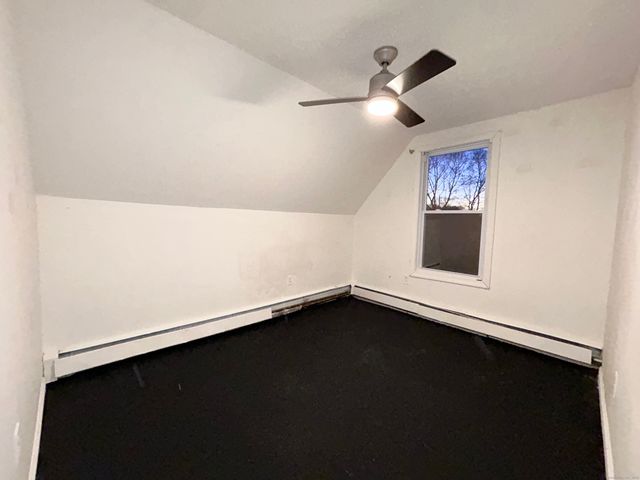 20 Hedge Avenue, Norwich, CT 06360