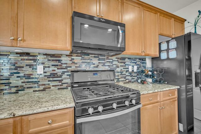 7521 CHAPPELLE Way, Elk Grove, CA 95757