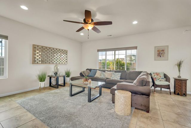 7521 CHAPPELLE Way, Elk Grove, CA 95757