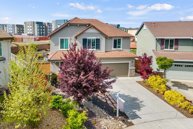 7521 CHAPPELLE Way, Elk Grove, CA 95757