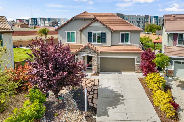 7521 CHAPPELLE Way, Elk Grove, CA 95757