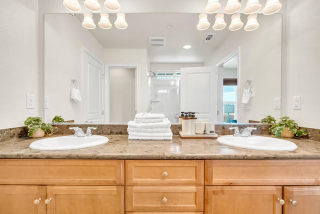 7521 CHAPPELLE Way, Elk Grove, CA 95757