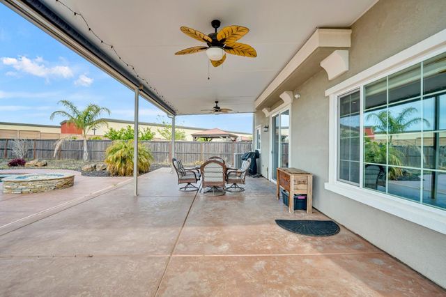 7521 CHAPPELLE Way, Elk Grove, CA 95757