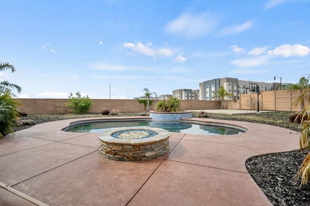 7521 CHAPPELLE Way, Elk Grove, CA 95757