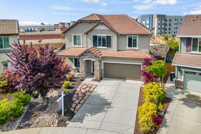 7521 CHAPPELLE Way, Elk Grove, CA 95757