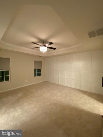 129 HORNBEAM DR, Lake Frederick, VA 22630