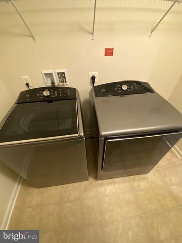 129 HORNBEAM DR, Lake Frederick, VA 22630