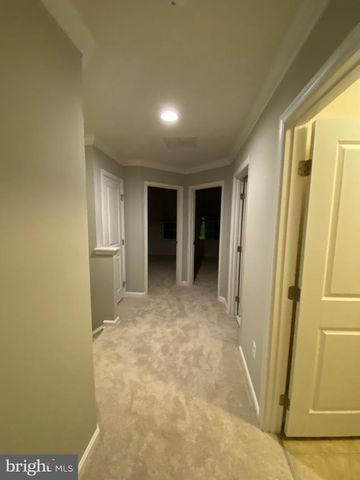 129 HORNBEAM DR, Lake Frederick, VA 22630