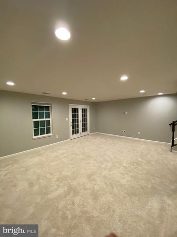 129 HORNBEAM DR, Lake Frederick, VA 22630