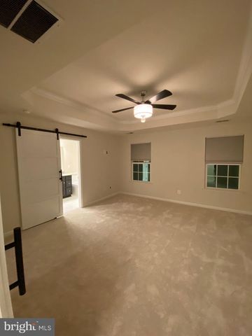 129 HORNBEAM DR, Lake Frederick, VA 22630