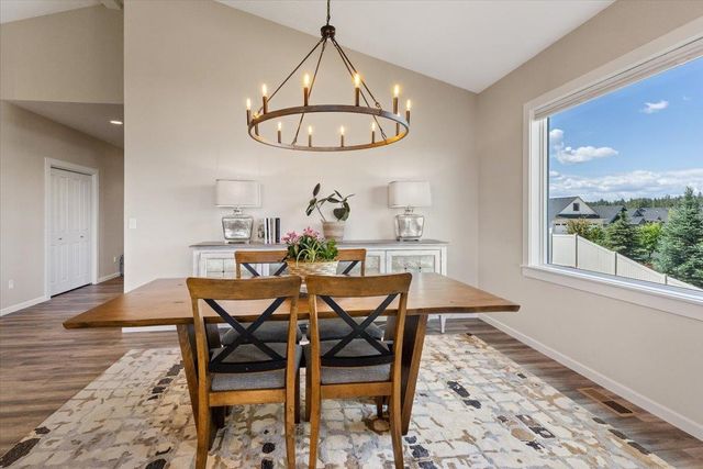 696 W Basalt Ridge Dr, Spokane, WA 99224