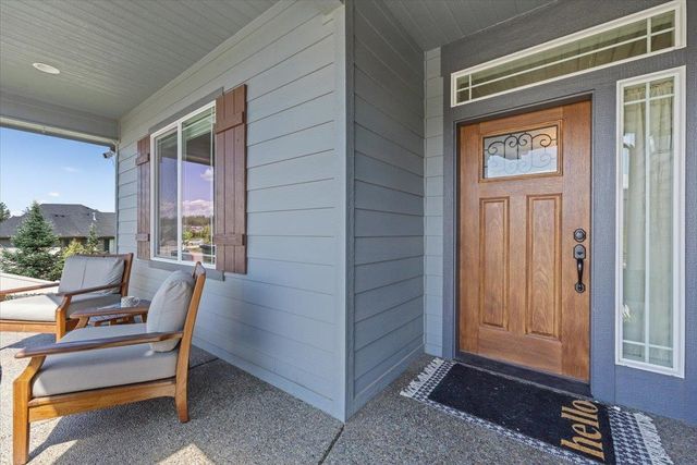 696 W Basalt Ridge Dr, Spokane, WA 99224