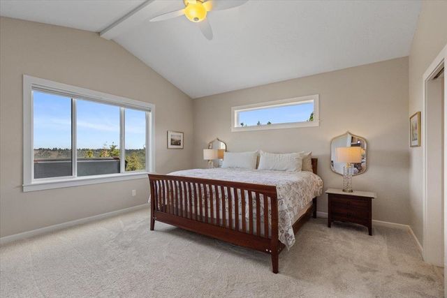 696 W Basalt Ridge Dr, Spokane, WA 99224