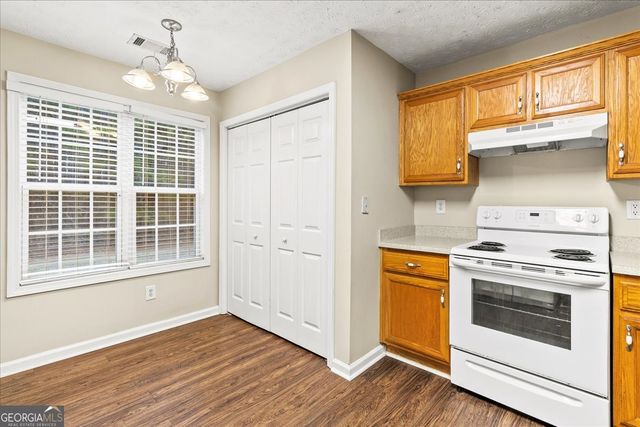 125 Sanders Walk, Mcdonough, GA 30252