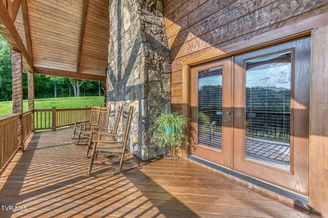 877 Mill Creek Road, Kingsport, TN 37664