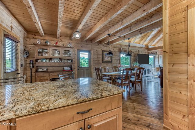 877 Mill Creek Road, Kingsport, TN 37664