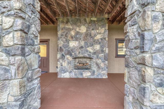877 Mill Creek Road, Kingsport, TN 37664