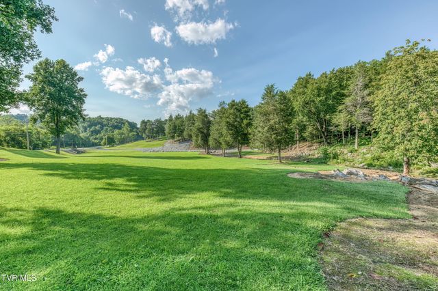 877 Mill Creek Road, Kingsport, TN 37664