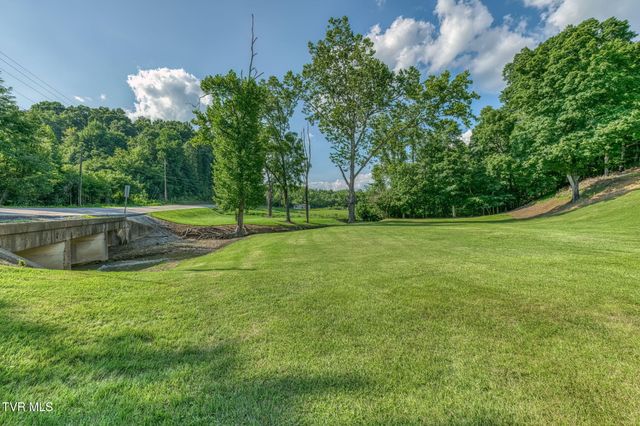 877 Mill Creek Road, Kingsport, TN 37664