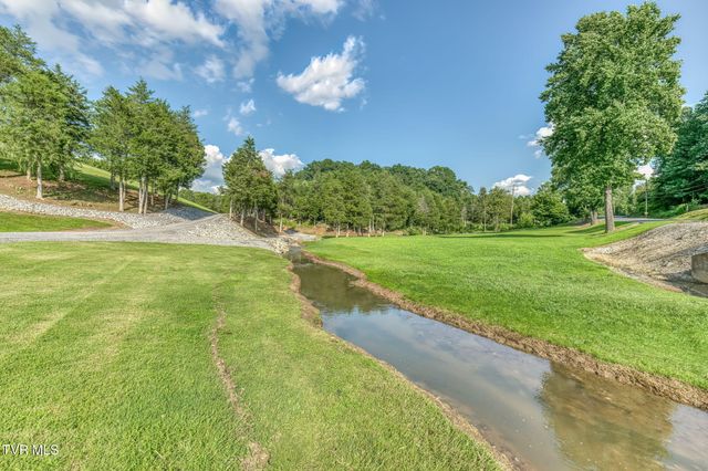 877 Mill Creek Road, Kingsport, TN 37664