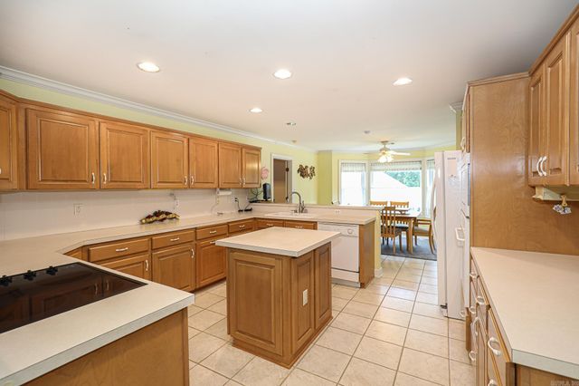 827 Miller Loop, Benton, AR 72019