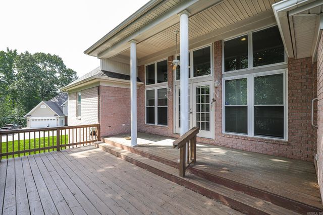 827 Miller Loop, Benton, AR 72019