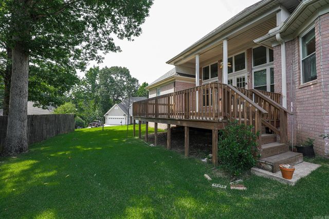 827 Miller Loop, Benton, AR 72019