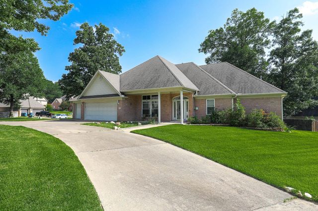 827 Miller Loop, Benton, AR 72019