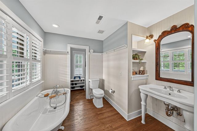 60757 Beechwood Lane, Cassopolis, MI 49031