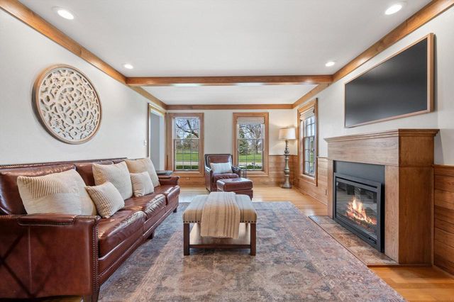 W289N3344 Lost Creek COURT, Pewaukee, WI 53072
