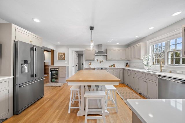 W289N3344 Lost Creek COURT, Pewaukee, WI 53072