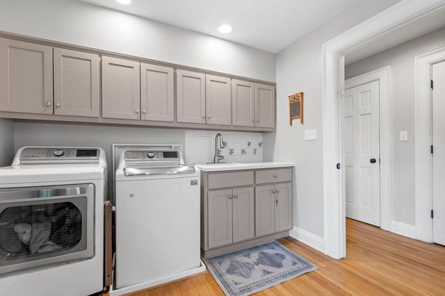 W289N3344 Lost Creek COURT, Pewaukee, WI 53072