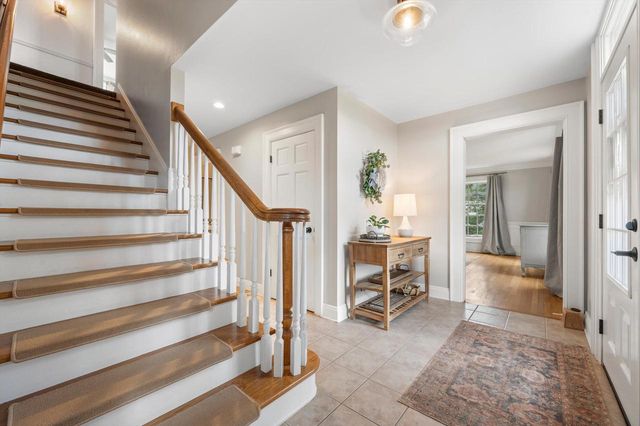W289N3344 Lost Creek COURT, Pewaukee, WI 53072