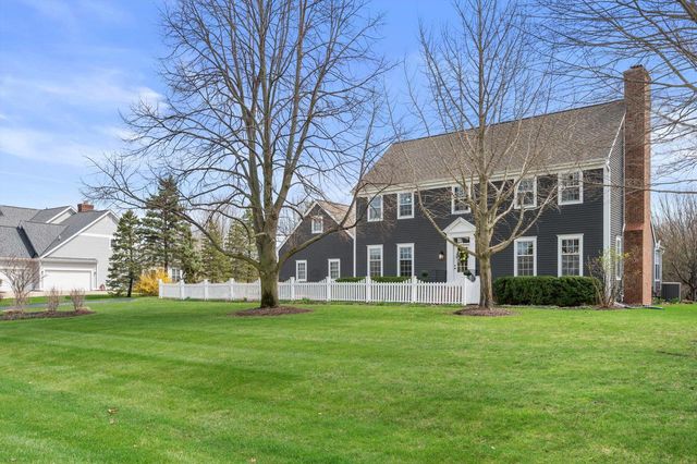 W289N3344 Lost Creek COURT, Pewaukee, WI 53072