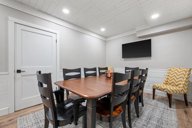 W289N3344 Lost Creek COURT, Pewaukee, WI 53072