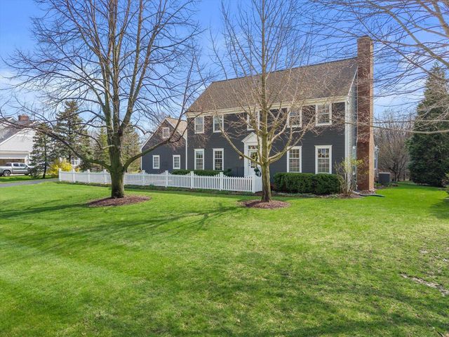 W289N3344 Lost Creek COURT, Pewaukee, WI 53072