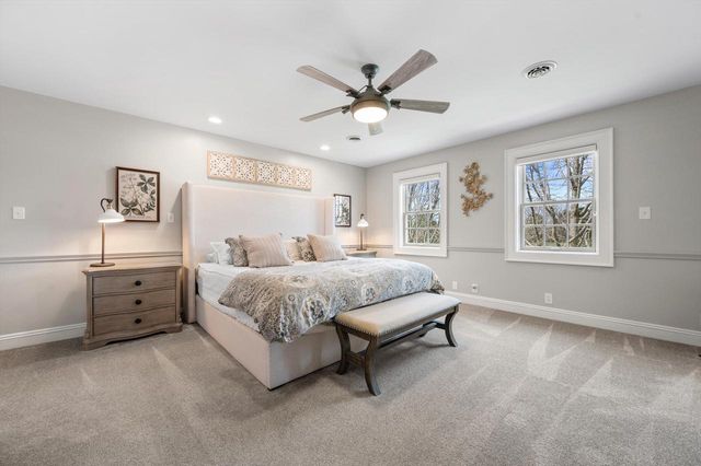 W289N3344 Lost Creek COURT, Pewaukee, WI 53072