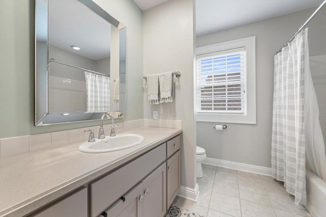 W289N3344 Lost Creek COURT, Pewaukee, WI 53072