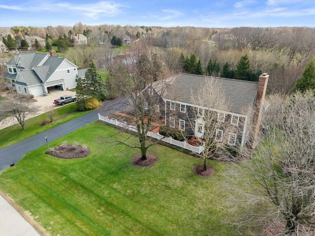 W289N3344 Lost Creek COURT, Pewaukee, WI 53072