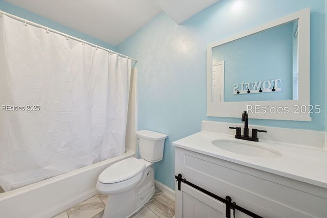 8 Zoe Ct, Bluffton, SC 29910