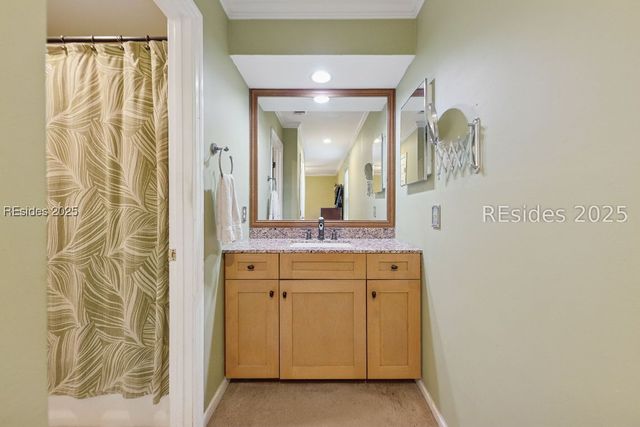 8 Zoe Ct, Bluffton, SC 29910